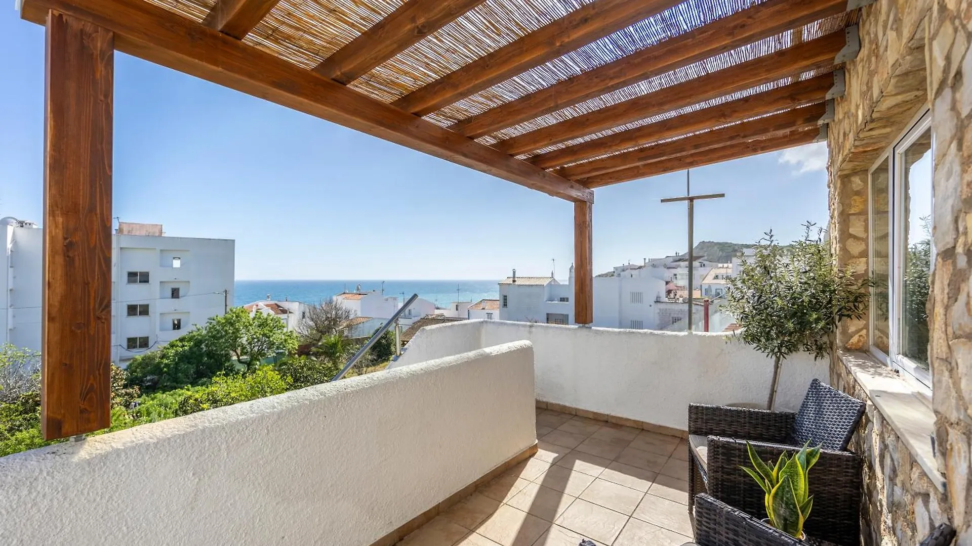 Wow!Ocean View House, Just Few Steps From The Beach Burgau