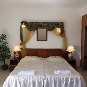 Casa Rosa Montes Burgau